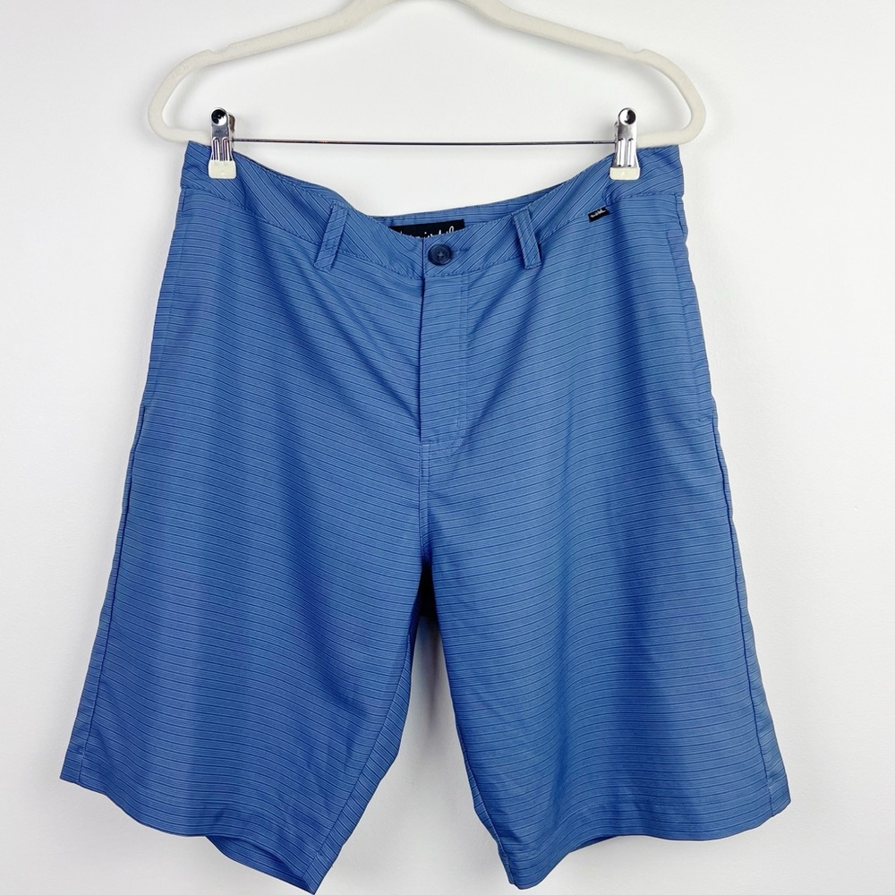 Travis Mathew Loreto Performance Par 4 Golf Shorts in a Size 34